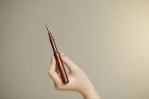 表情筋を鍛えてグッと上向き！おすすめトレーニングを紹介-8