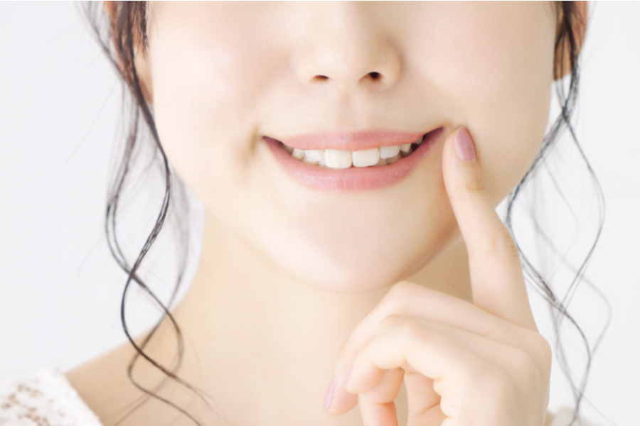 口角挙上術（口内法）の効果とは？気になる費用やリスクを解説-2