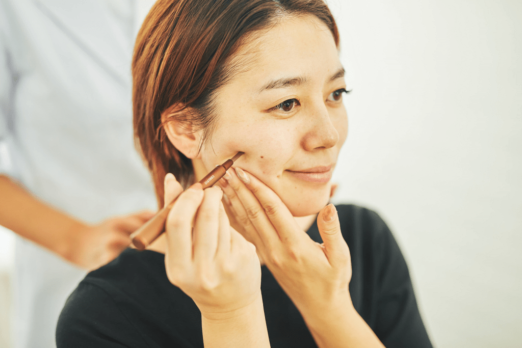 眼精疲労を放っておくと美容にも影響が？症状と対策方法-7