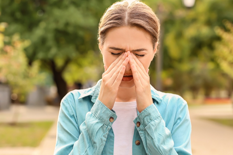 花粉症による美容リスクを解説！肌荒れ対策やスキンケアのポイントは？-3